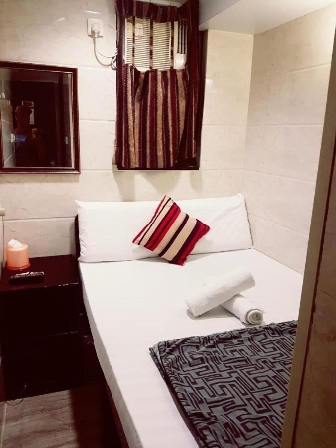 New Fortunate Guest House Hongkong Exteriör bild