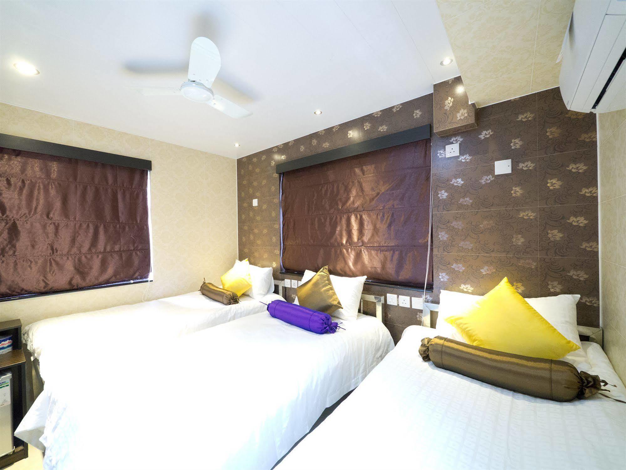 New Fortunate Guest House Hongkong Exteriör bild