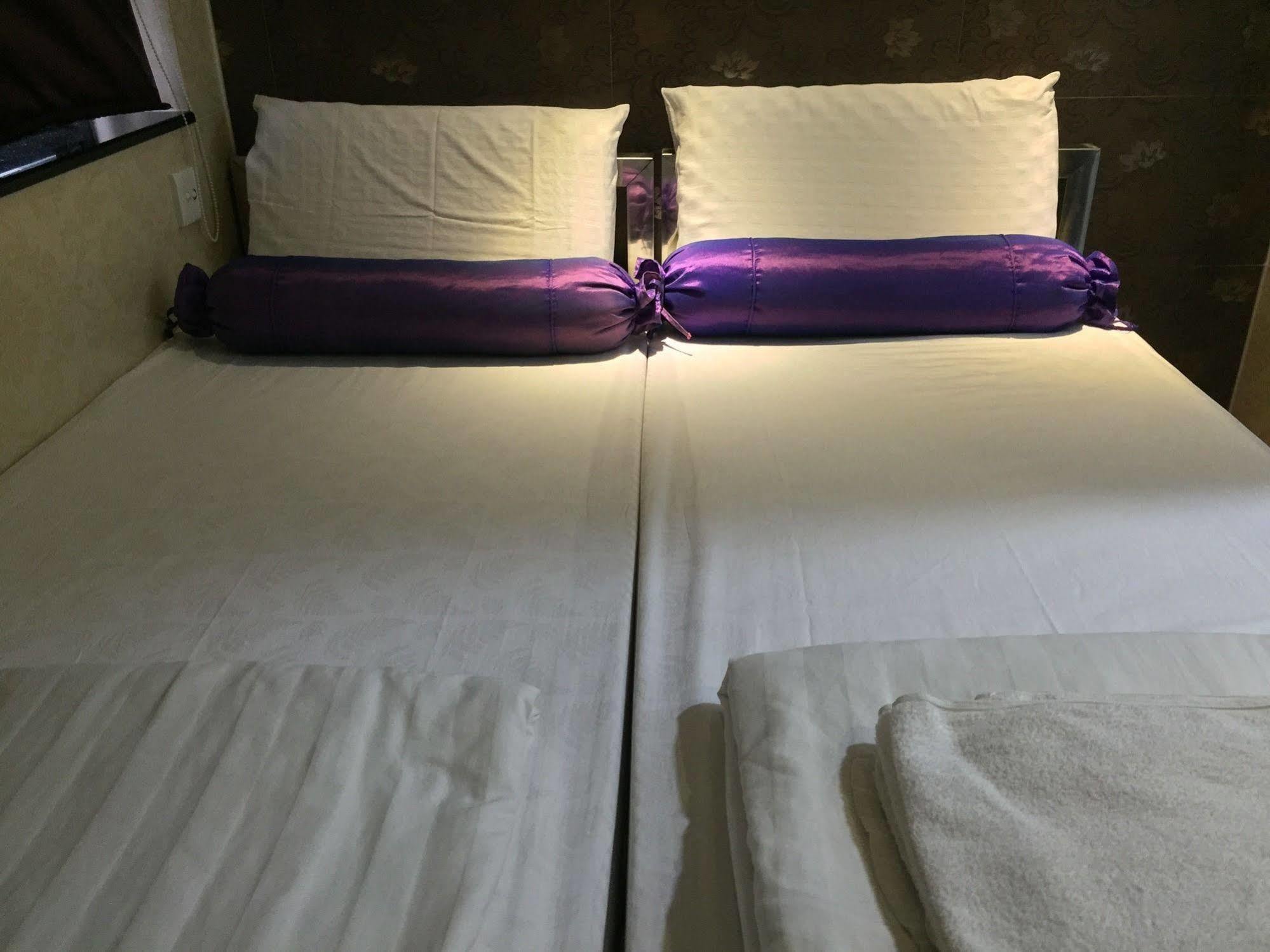 New Fortunate Guest House Hongkong Exteriör bild