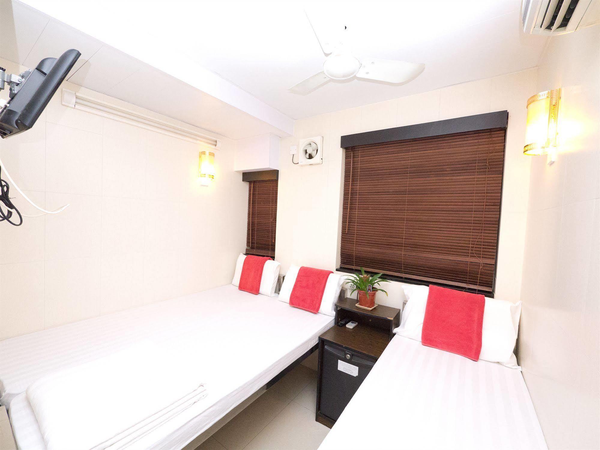 New Fortunate Guest House Hongkong Exteriör bild