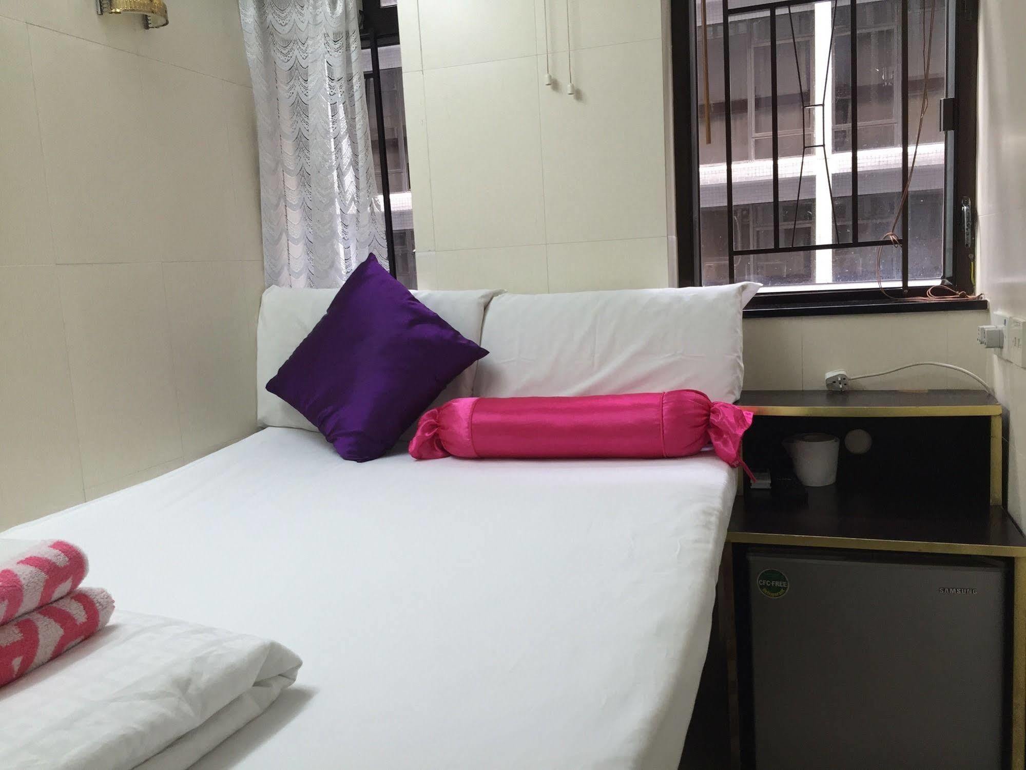 New Fortunate Guest House Hongkong Exteriör bild