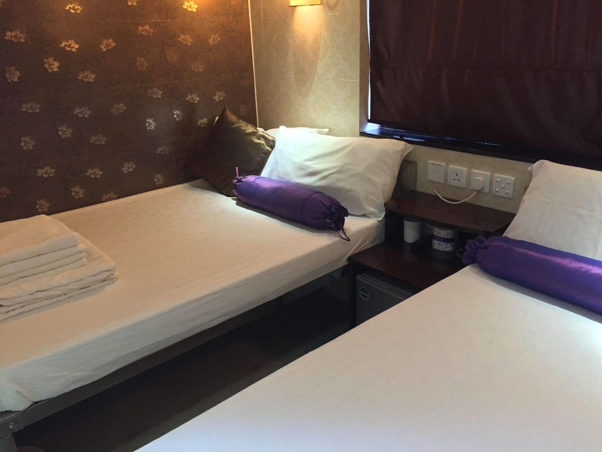 New Fortunate Guest House Hongkong Exteriör bild