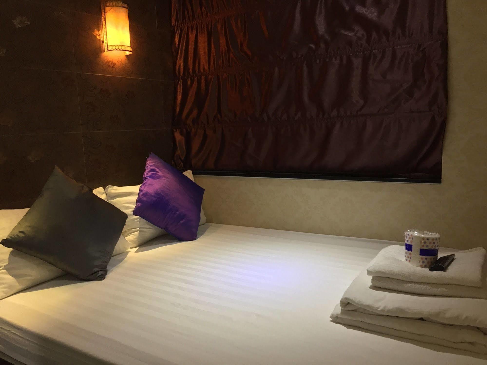 New Fortunate Guest House Hongkong Exteriör bild